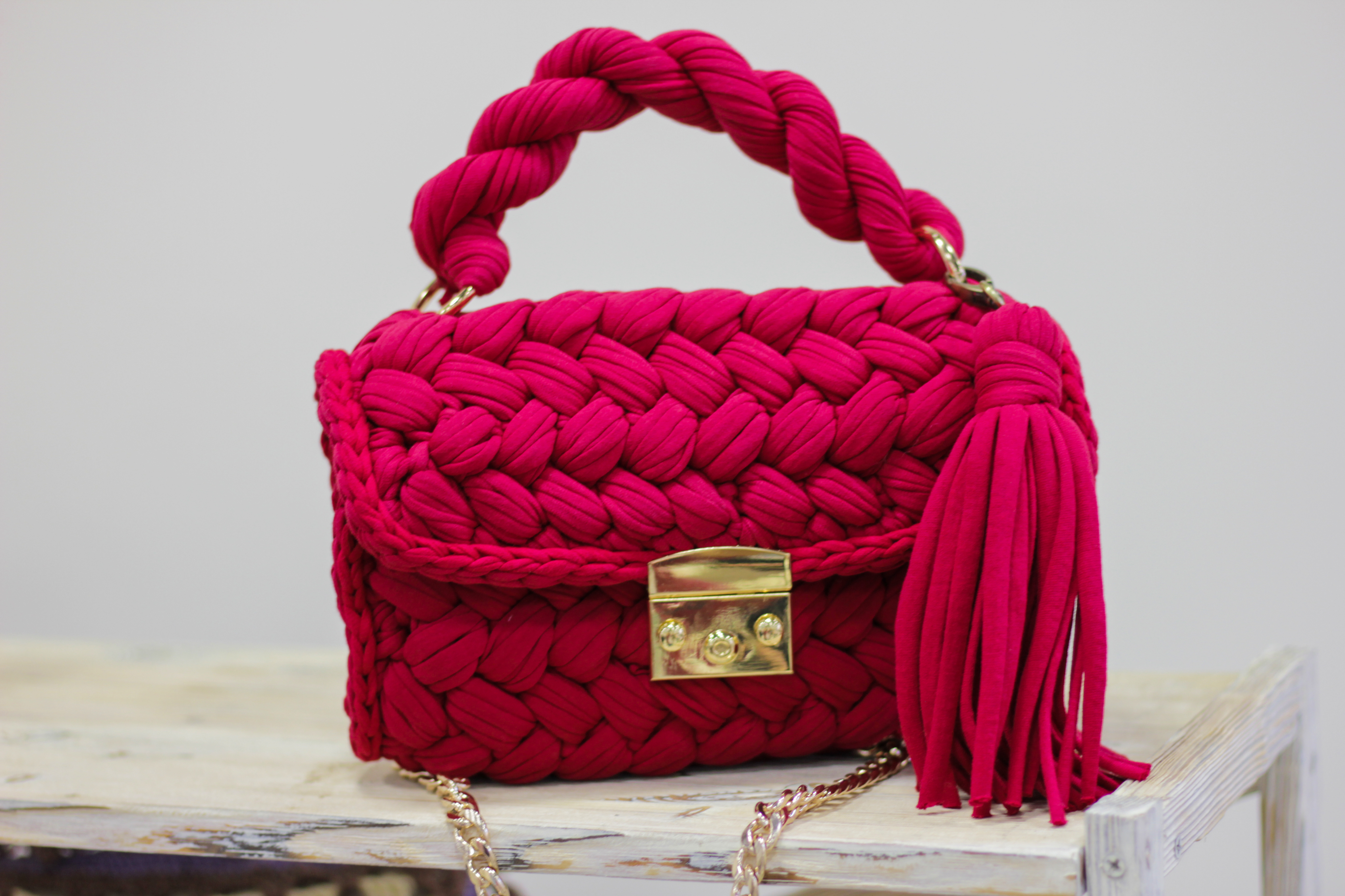 Mini Bags & Clutches